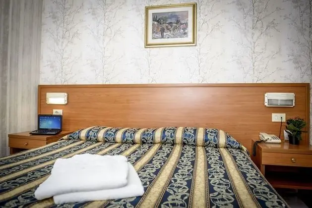 Tek Büyük veya İki Ayrı Yataklı Oda