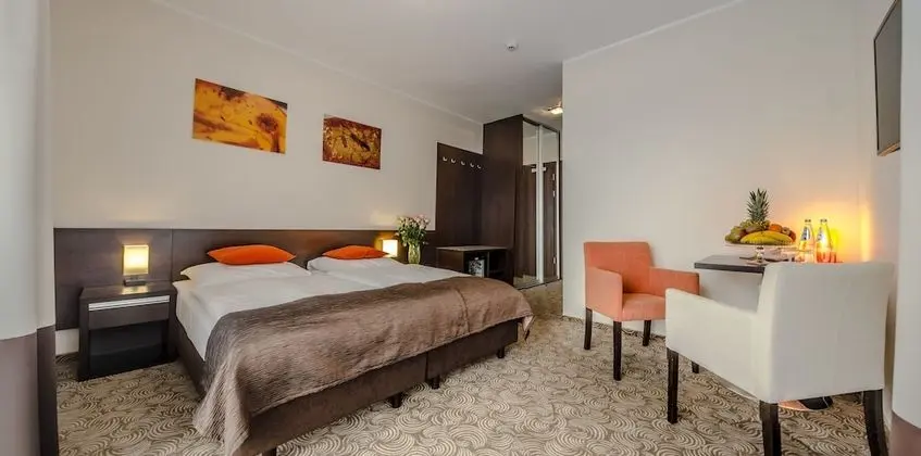Comfort İki Ayrı Yataklı Oda, 1 Yatak Odası, Buzdolabı, Kısmi Göl Manzaralı