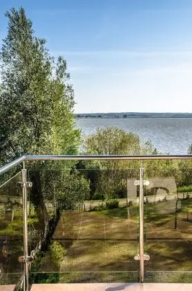 Superior İki Ayrı Yataklı Oda, 1 Yatak Odası, Balkon, Göl Manzaralı