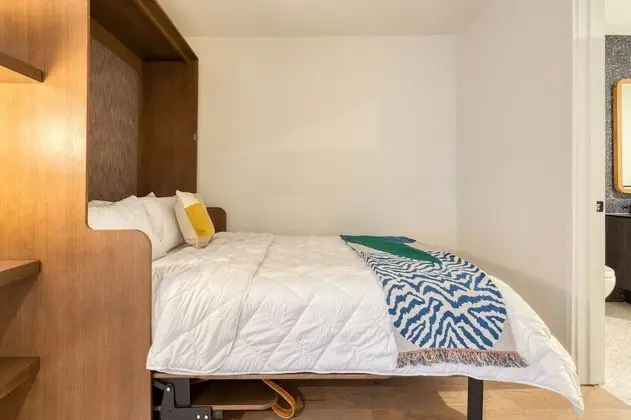 Ev (2 Bedrooms)