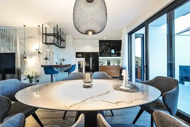 Villa (Five Bedroom villa with Pool)