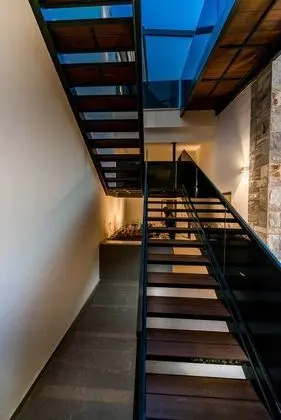 Villa (Five Bedroom villa with Pool)