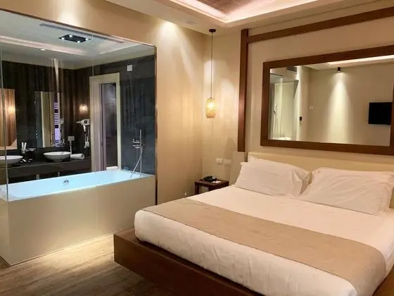 Superior Tek Büyük Yataklı Oda, Jakuzi