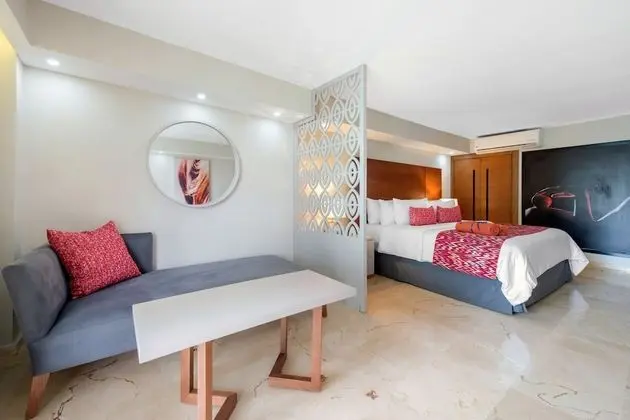 Adults Only Room 1 Pax