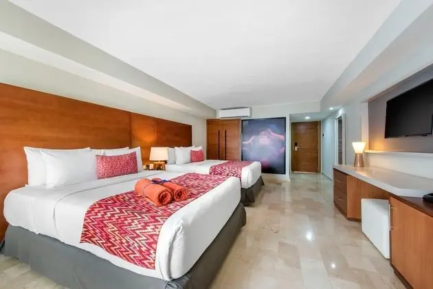Adults Only Room 1 Pax