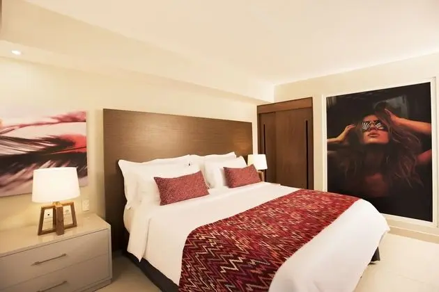 Adults Only Room 1 Pax