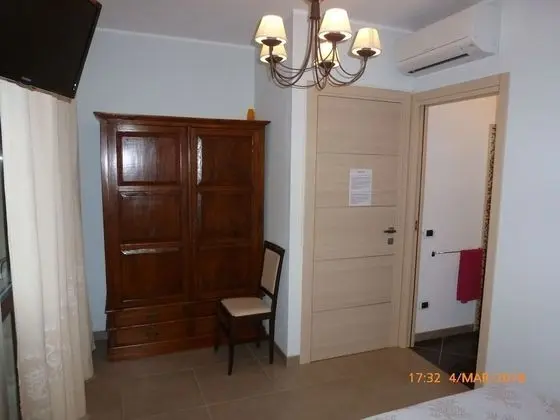Tek Büyük Yataklı Oda