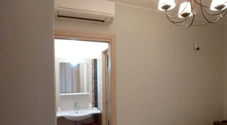 Tek Büyük Yataklı Oda, Teras