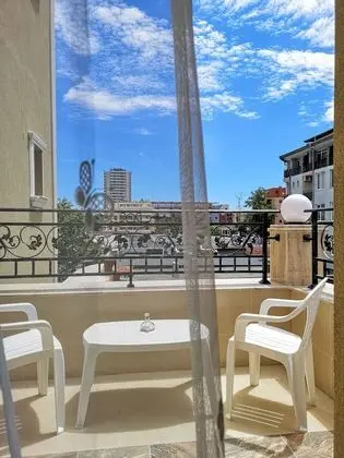 Standard Tek Büyük veya İki Ayrı Yataklı Oda, Sigara İçilmez