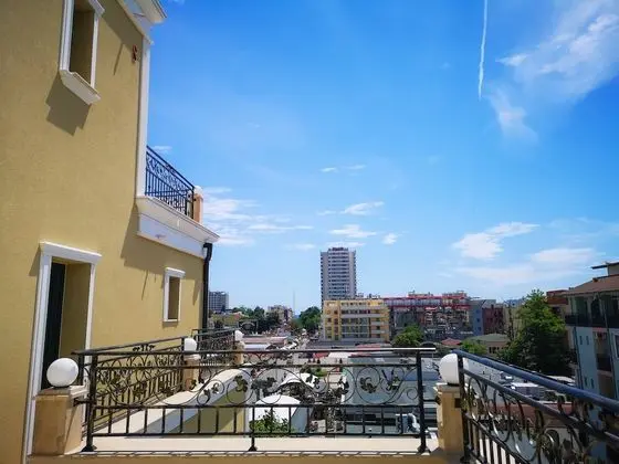 Standard Tek Büyük veya İki Ayrı Yataklı Oda, Sigara İçilmez