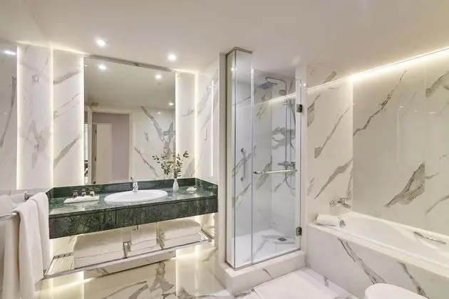 Deluxe Tek Büyük Yataklı Oda, 2 Çift Kişilik Yatak, Şehir Manzaralı