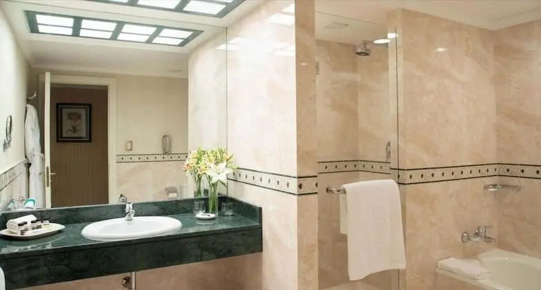 Executive Süit, Köşe