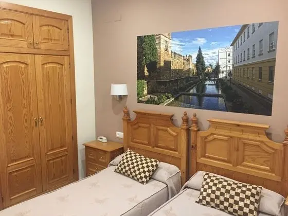 Tek Büyük veya İki Ayrı Yataklı Oda