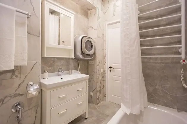 Comfort Daire, 1 En Büyük (King) Boy Yatak ve Çekyat, Mutfak, Şehir Manzaralı