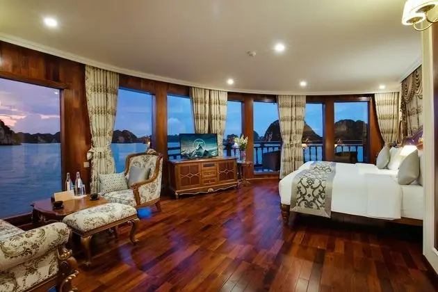 State Suite Private Balcony