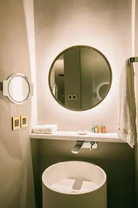 Classic Tek Büyük veya İki Ayrı Yataklı Oda