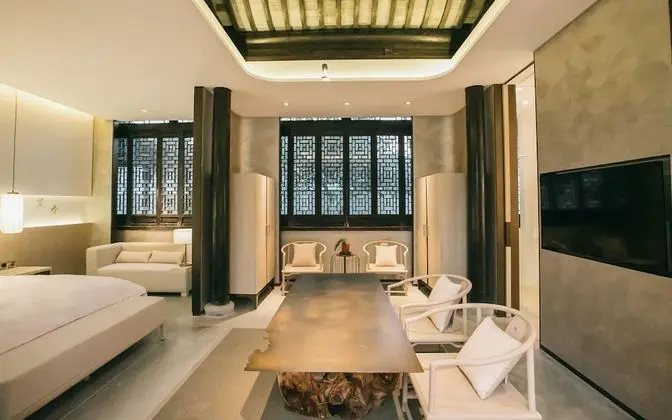 Elite Tek Büyük Yataklı Oda