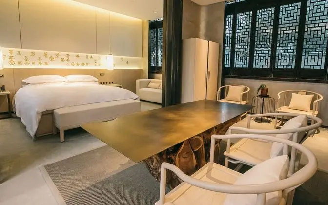 Elite Tek Büyük Yataklı Oda