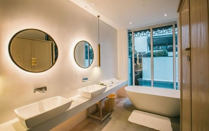 Exclusive Tek Büyük Yataklı Oda