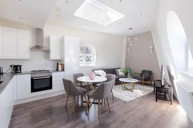 Superior Çatı Katı Süiti (Penthouse)