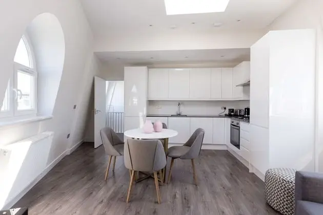 Superior Çatı Katı Süiti (Penthouse)