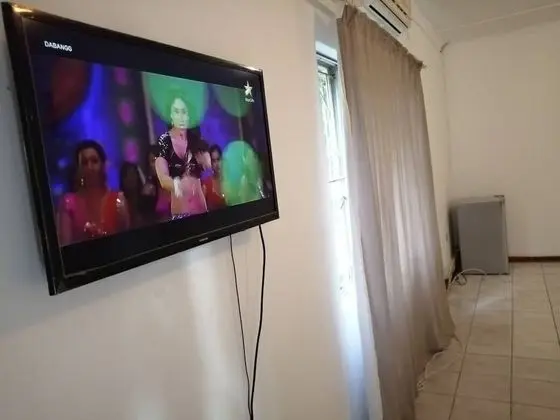Tek Büyük Yataklı Oda, Ortak Banyo