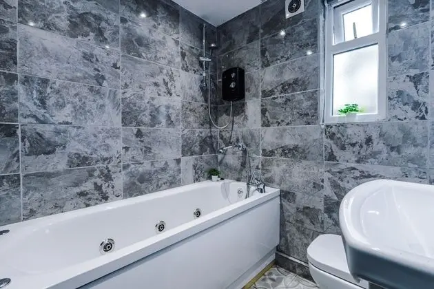 Luxury Apart Daire, Sıcak Su Havuzu (St Pauls Road F2)