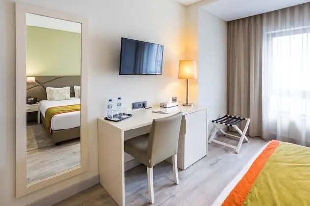 Standard Tek Büyük Yataklı Oda