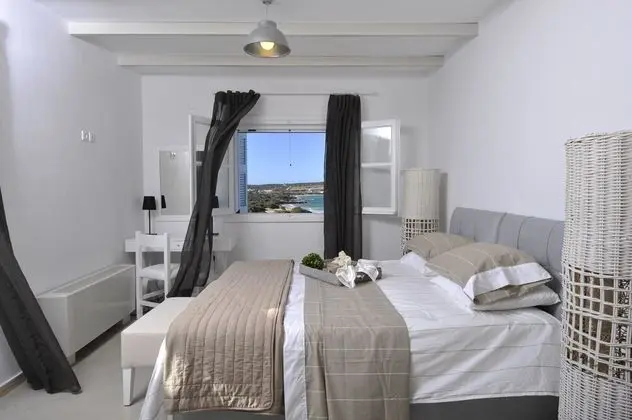Villa Ambassador, 4 Bedrooms (with Guesthouse)