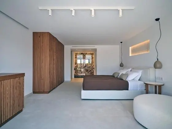 Villa Ambassador, 4 Bedrooms (with Guesthouse)