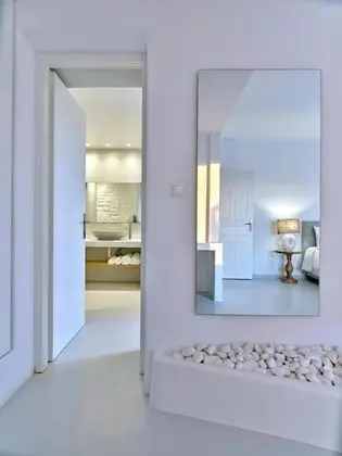Villa Ambassador, 4 Bedrooms (with Guesthouse)