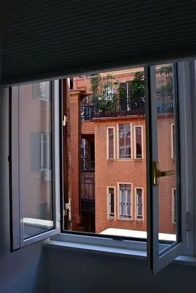 Design Tek Büyük Yataklı Oda
