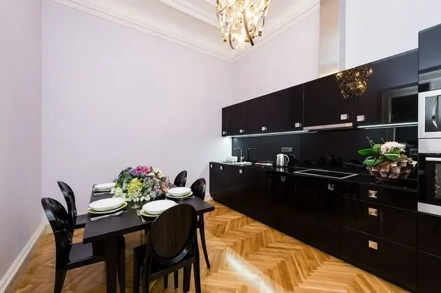 3 bedroom apartment