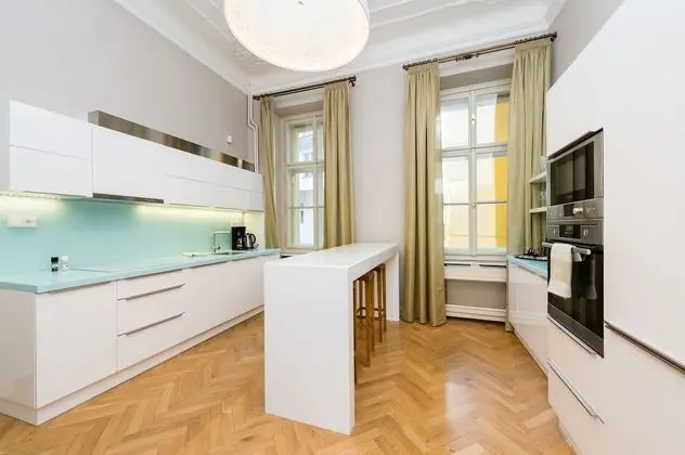 4 bedroom apartment