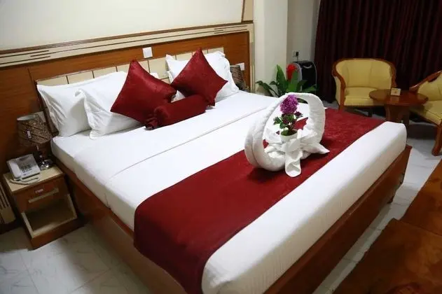 Deluxe Tek Büyük Yataklı Oda