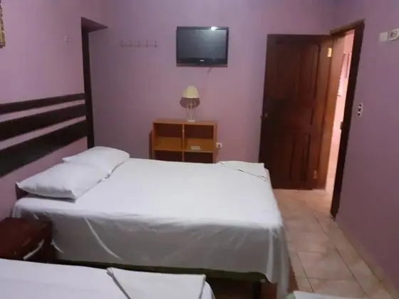 Tek Büyük Yataklı Oda (1 cama matrimonial y cama individua)