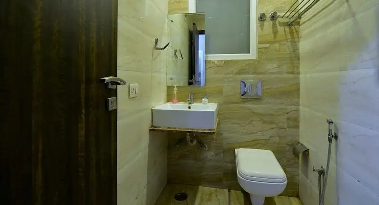 Deluxe Tek Büyük Yataklı Oda, Sigara İçilebilir