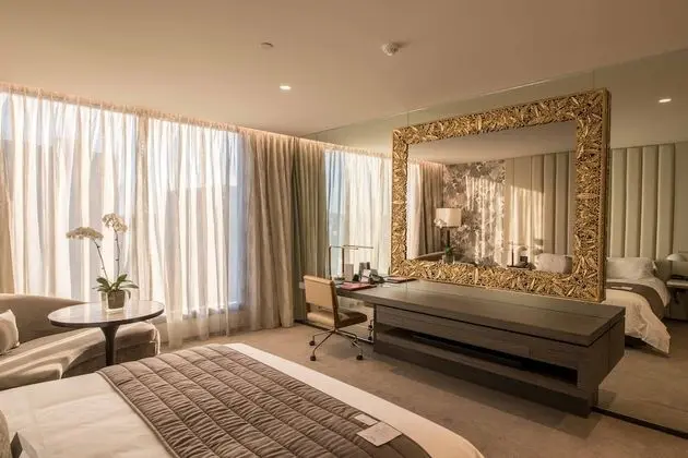 Süit, 1 En Büyük (King) Boy Yatak (Urban Vista)