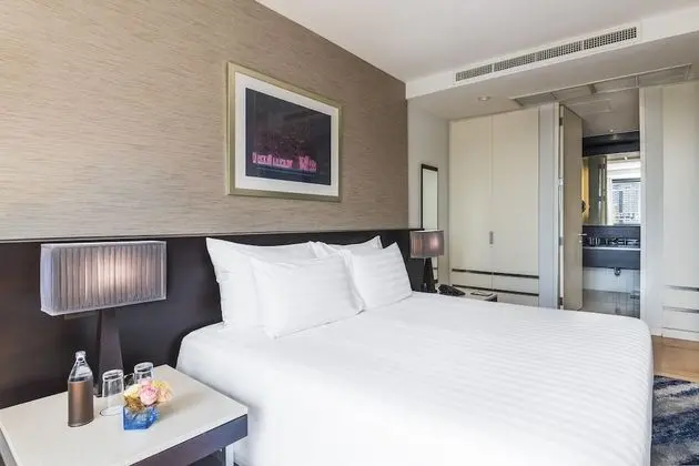 One Bedroom Deluxe Suite