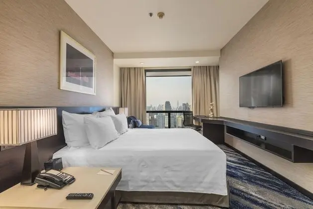 One Bedroom Deluxe Suite