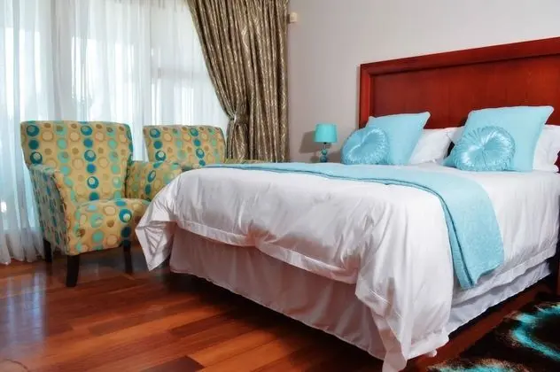 Deluxe Tek Büyük Yataklı Oda, Balkon, Deniz Manzaralı