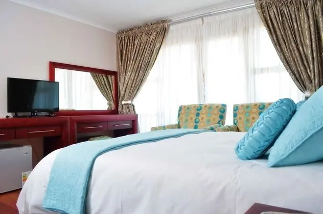 Deluxe Tek Büyük Yataklı Oda, Balkon, Deniz Manzaralı
