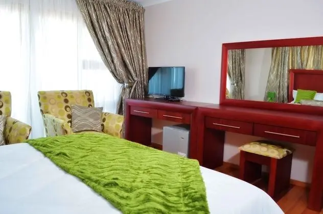 Deluxe Tek Büyük Yataklı Oda, Balkon, Deniz Manzaralı