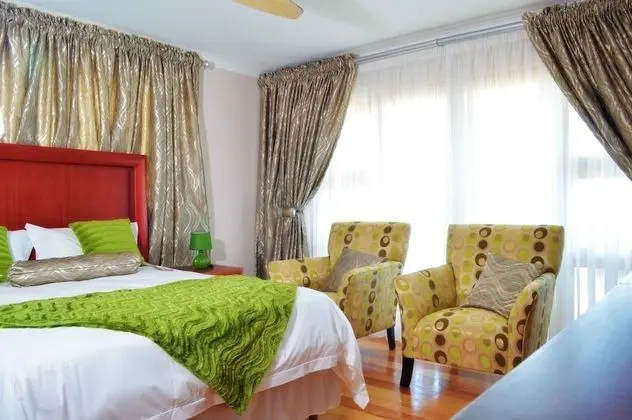 Deluxe Tek Büyük Yataklı Oda, Balkon, Deniz Manzaralı
