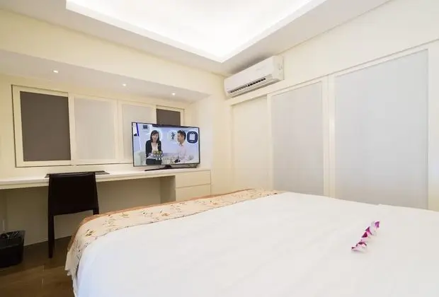 Luxury Tek Büyük Yataklı Oda