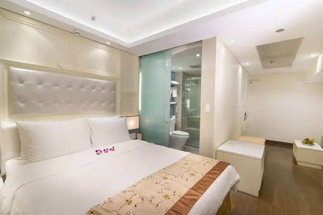 Luxury Tek Büyük Yataklı Oda