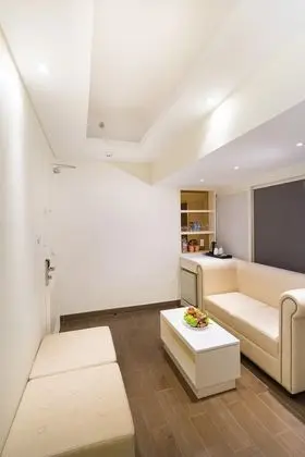 Luxury Tek Büyük Yataklı Oda