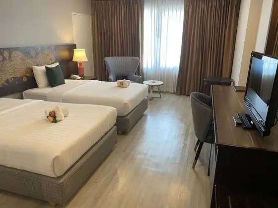 Deluxe Empress Twin Room