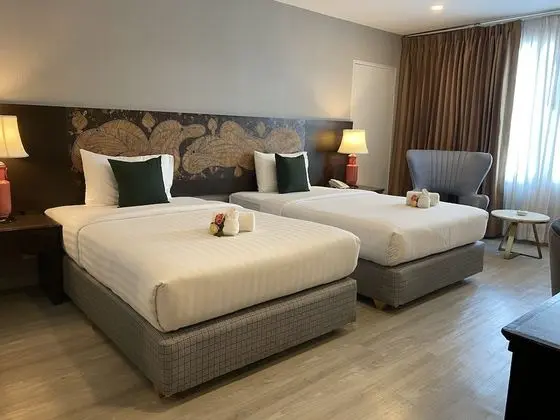 Deluxe Empress Twin Room