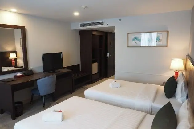 Deluxe Empress Twin Room